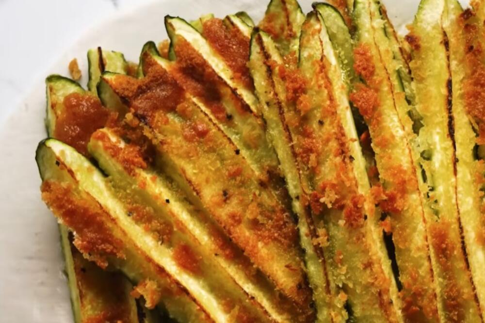 Kuća neće mirisati na lukčinu! Srbi obožavaju tikvice, a ovaj ručak se sprema za 3 minuta - pazite samo ovaj trik