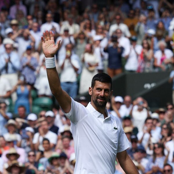 Đoković blistao posle razbijanja Britanca: Oborio rekord, pa spomenuo Nadala i Federera!