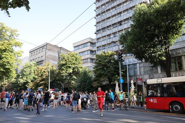 Oglasio se MUP povodom skupova u Požarevcu, Kraljevu i Vranju: "Građani se protive blokadama"