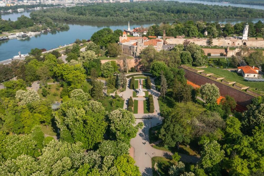 NAJPOSEĆENIJI KULTURNO-ISTORIJSKI KOMPLEKS U BEOGRADU: Kalemegdanski park i Beogradska tvrđava