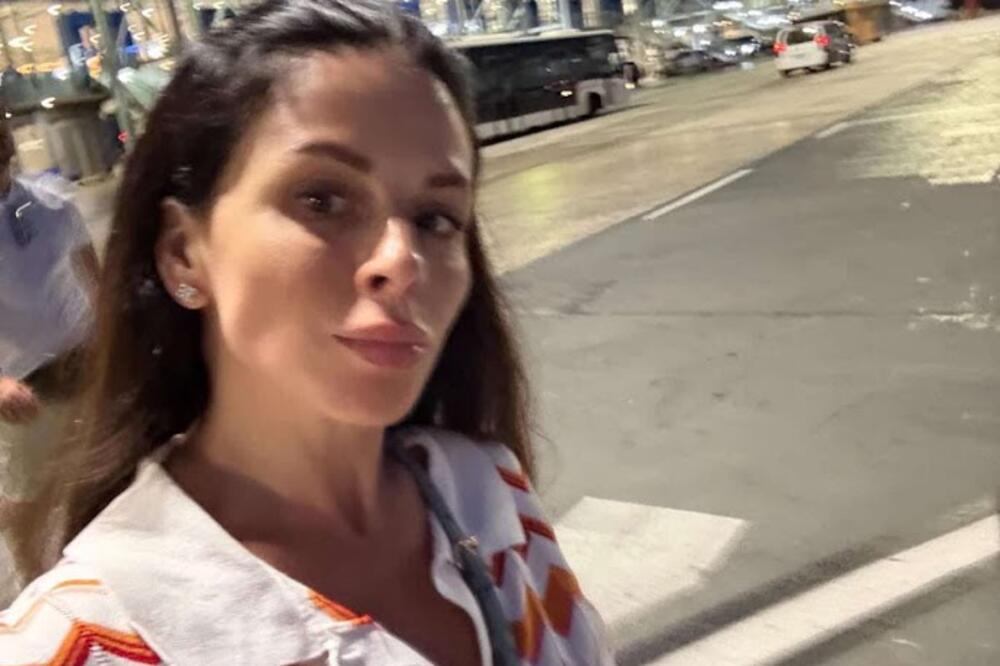 Voditeljka stigla u Beograd! Iznenada prekinula odmor sa porodicom i sama sletela - Espreso saznaje detalje