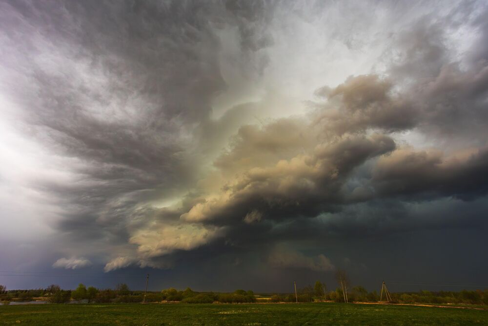 EVO KADA ĆE SE KIŠA SRUČITI NA BEOGRAD! Pašće ogromna količina, OVI DELOVI ZEMLJE NA udaru PLJUSKOVA SA GRMLJAVINOM