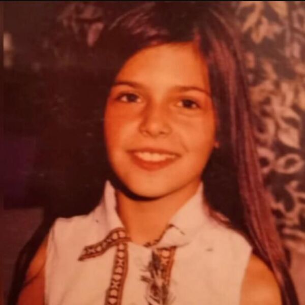 Danas skandalizuje Srbiju morbidnim psovkama, a nekad bila druga osoba! Ovu starletu ni hirurg ne bi prepoznao