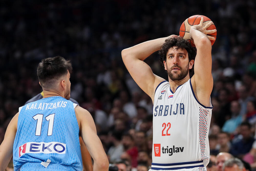 Sa ili bez Vasilija Micića na Evrobasketu? "Odluka na..."