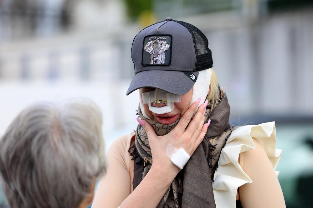 VODITELJKA PINKA TRPI TEROR OD OVE ŽENE: Pokazala svima prepisku, poznat i IDENTITET - ŠOK PORUKE