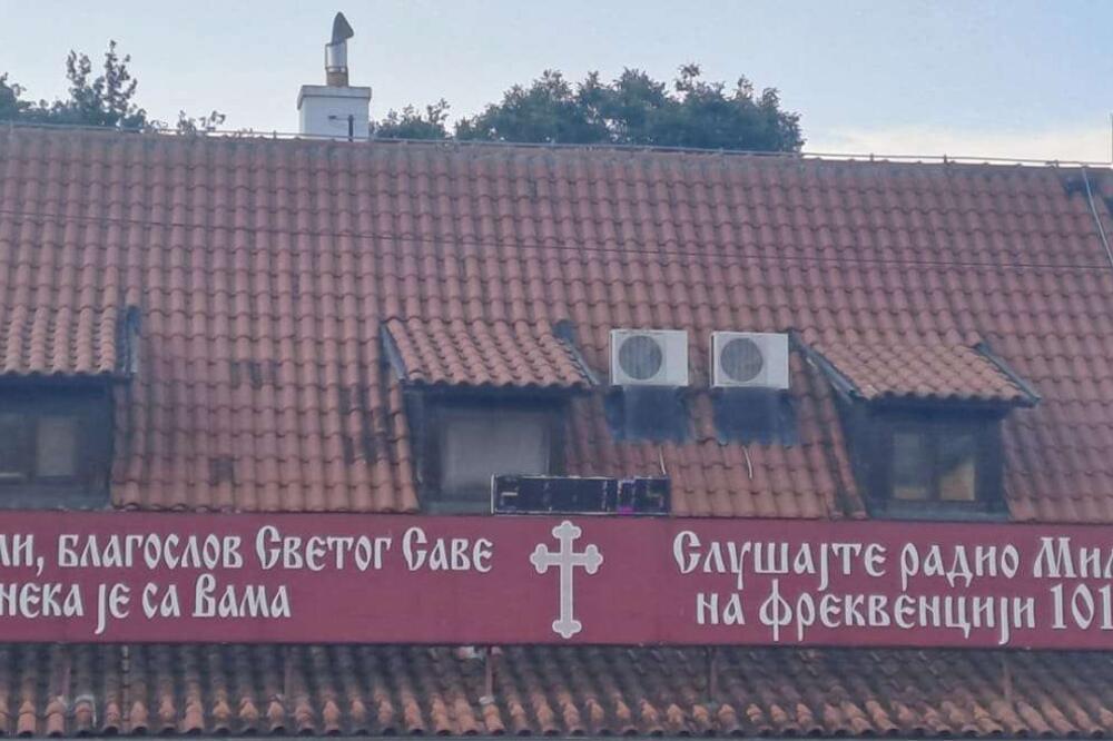 Iz srca velike srpske svetinje ovaj radio spaja narod, tradiciju i duhovnost: On je čak i više od običnog glasa