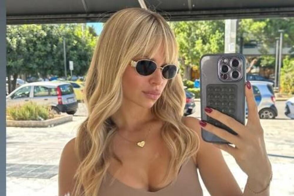 ONA JE VEČERAS NAJVRELIJA PODRŠKA KOŠARKAŠIMA! Jedna od najzgodnijih, a evo i s kojim Srbinom je u vezi