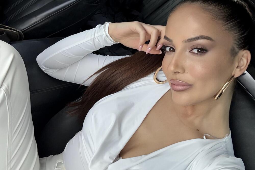 "Lepota mi je otvorila vrata..." Za Sarom su Srbi otkinuli, a sad fatalna lepotica za Espreso iznosi ŠOK tvrdnje