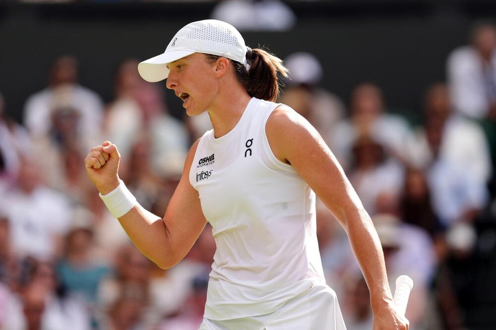 Amerikanka ponižena kao nikad niko u finalu Vimbldona: Švjontek bez izgubljenog gema osvojila titulu!