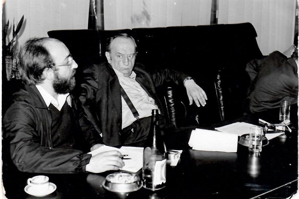 SURČINCI MU SE IZVINJAVALI JER SU MU UKRALI AUTO! Devedesetih je Rade bio ozbiljan BAJA, u garaži hotela Hajat su..