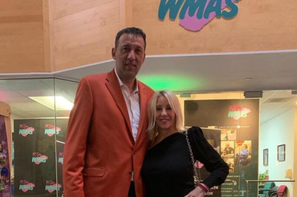 Ana Divac ostavila Vladeta! Dok je on na rehabilitaciju, ona uhvaćena dok ulazi u luksuzni automobil, pa...