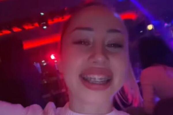 "TOMPSONOVE PESME ME DIRAJU U SRCE" Srpkinja Milica šokirala sve odreda: Pazite samo šta je sve javno IZGOVORILA!