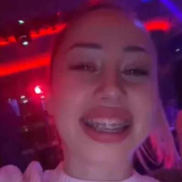 "TOMPSONOVE PESME ME DIRAJU U SRCE" Srpkinja Milica šokirala sve odreda: Pazite samo šta je sve javno IZGOVORILA!