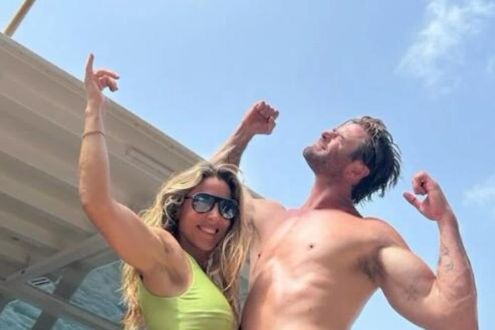 Fatalna plavuša 7 godina je starija od muža, a sad mu stigla sablasna prognoza! Nakon golih slika, saznao ovo