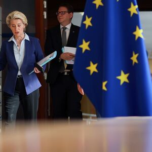 Ovo je NAJGORE ČUVANA TAJNA BRISELA! Šok detalji isplivali javno, ponašaju se kao...URSULA NE MOŽE DA GA OBUZDA?!