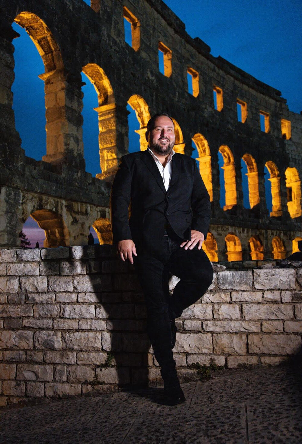 Kadrovi iz arene u Puli oduzimaju dah isto koliko i raskošan glas Banjca