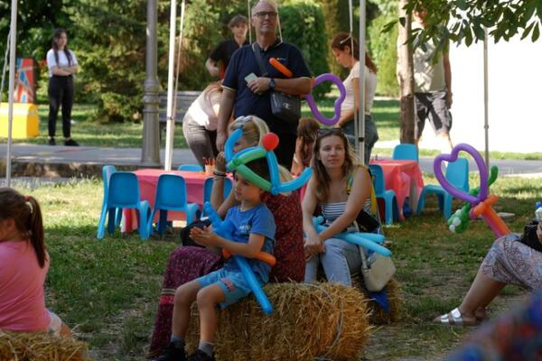 Počelo je "Beogradsko leto": Spektakularan koncert, zabava za najmlađe i sportske igre