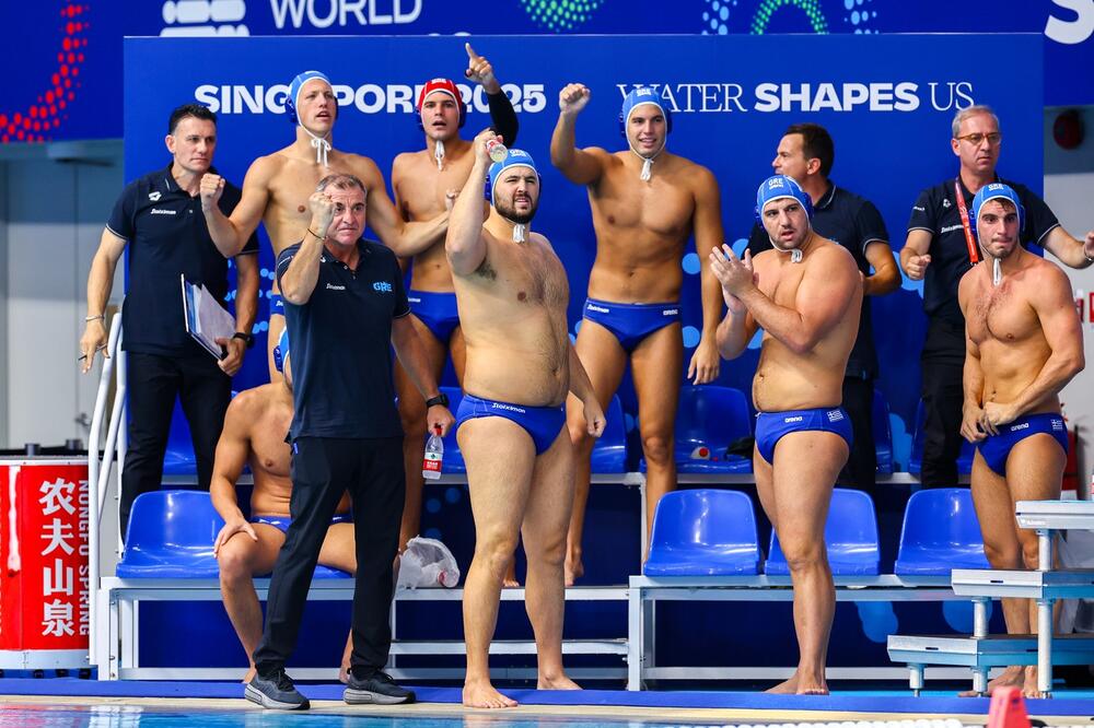 Vaterpolisti Grčke deklasirali Italiju za četvrtfinale (Foto)