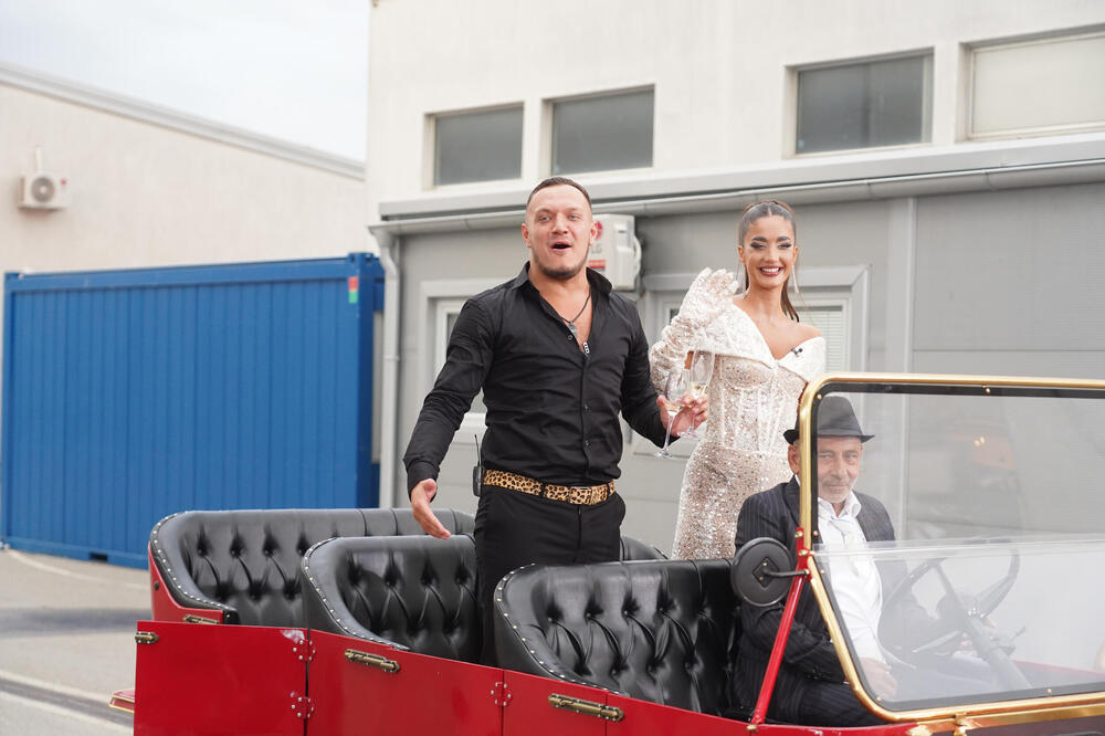 DA LI JE MOGUĆE DA JE GOTOVO SA NJIMA? Pink se trese zbog prekida VEZE! Napucao je i to u lajvu