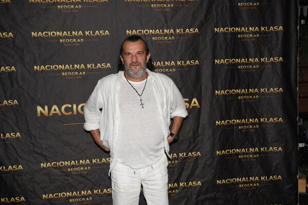 Lukas udario na Lepu Brenu nikad jače i otkrio šokantnu stvar iz njenog života: Danas o ovome bruji cela Srbija