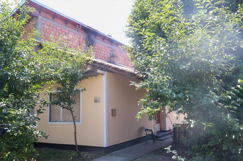 Kamere snimile ženu ubicu u Sekinom komšiluku: Ubila muža sekirom na spavanju i onda hladnokrvno pozvala ljubavnika