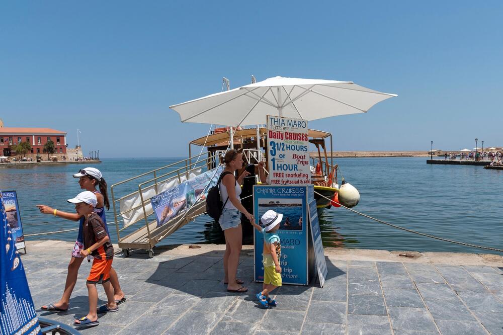 "UŠLA JE U VODU I NEMA JE": Makedonac prijavio da mu je žena NESTALA u Grčkoj, a onda je SAZNAO...