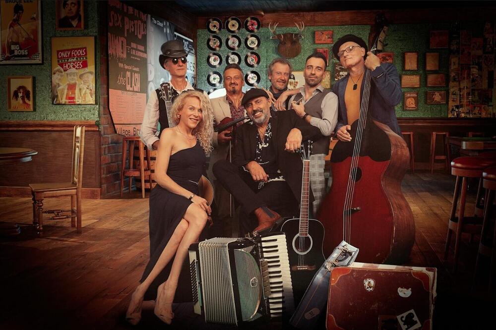 ZABRANJENOG PUŠENJA NIKAD DOSTA - Neuštekani sviraju PONOVO istu svirku!