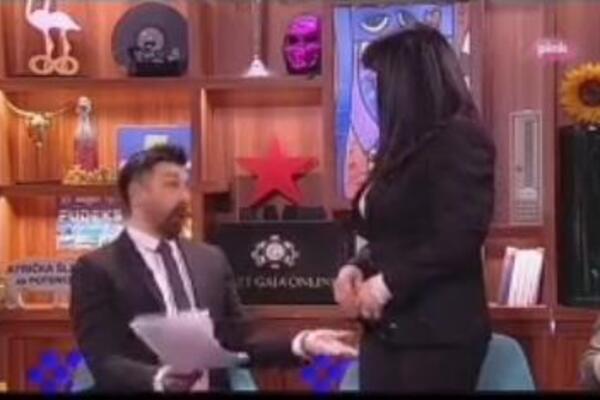 Skandal na Pinku! Ognjen Amidžić napadnut usred emisije, gošća ustala i krenula da...