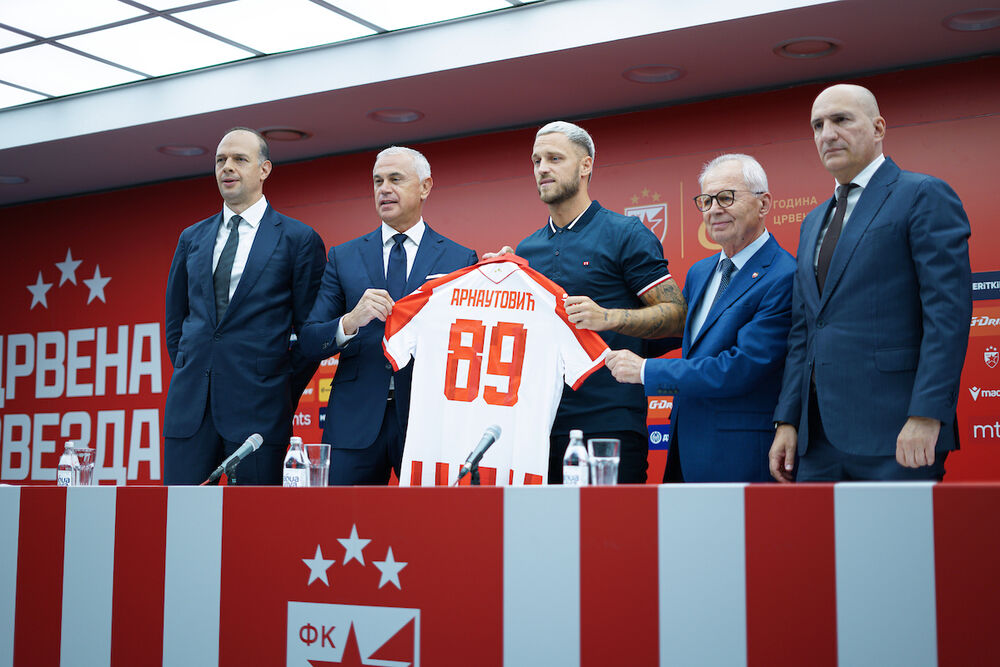 Promocija Marka Arnautovića u Crvenoj zvezdi