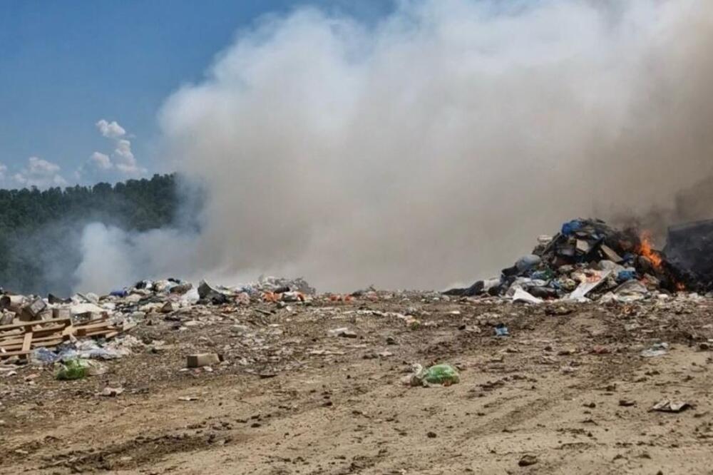 Situacija u ovom gradu u Srbiji je prilično zabrinjavajuća: Požar bukti, vatra stigla do naseljenog područja