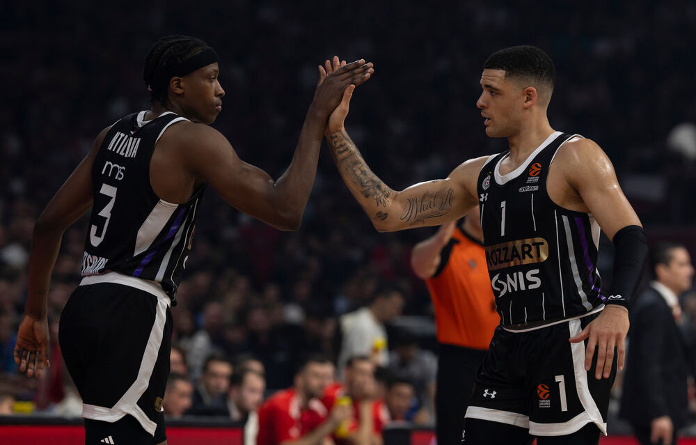 Frenk Nilikina, Ife Lundberg