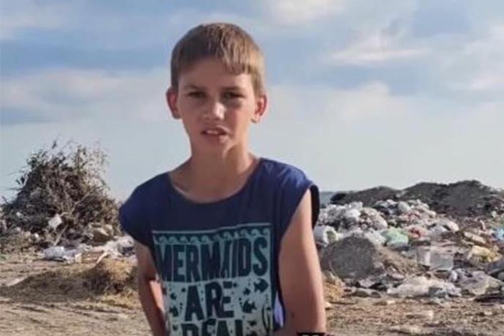 Dule od malena živi u šupi, a sada mu se osmehnula sreća: Sada će imati novu garderobu i bicikl, a sve zbog nje