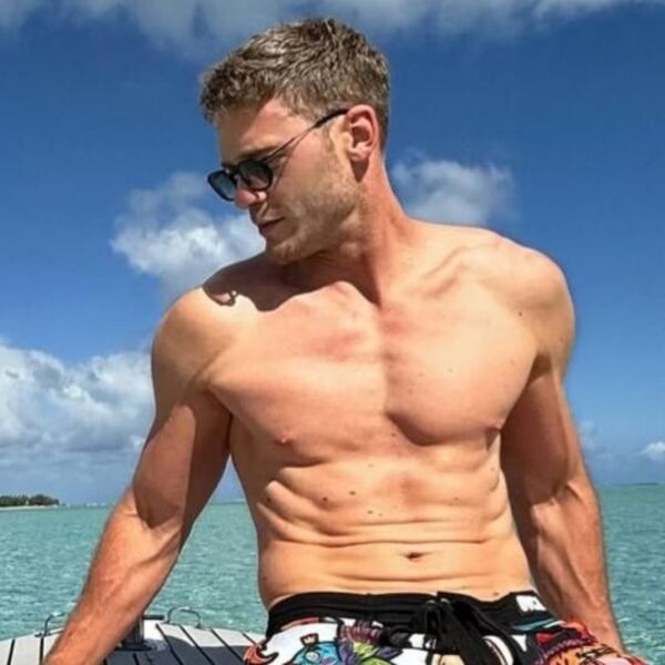 Ko je lepa Turkinja koja je zavela Aleksandra? Glumac više ne krije koliko je zaljubljen, ovako uživa sa devojkom