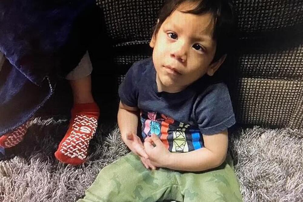 Ovo je majka iz pakla! Zbog onoga što je uradila svom sinu se našla na listi najtraženijih begunaca - sledićete se!