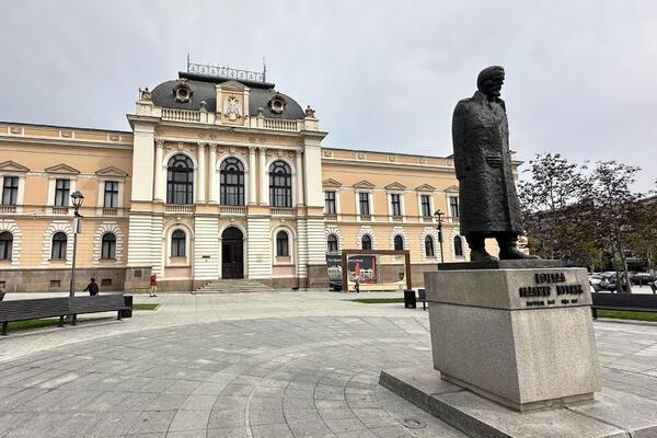Oskrnavljen spomenik u Kragujevcu!