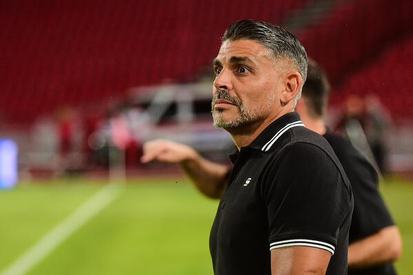 Trener Linkolna se poklonio Zvezdi!