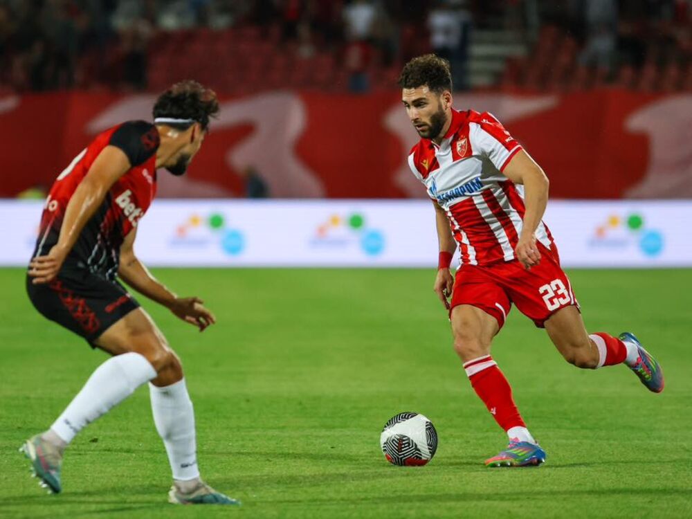 Nair Tiknizjan na utakmici Crvene zvezde i Linkoln Red Impsa