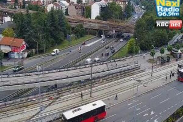 Beograd postao grad "duhova": Ni zastoja, ni gužvi - dobro zapamtite prizor koji se NE VIĐA ČESTO (FOTO)