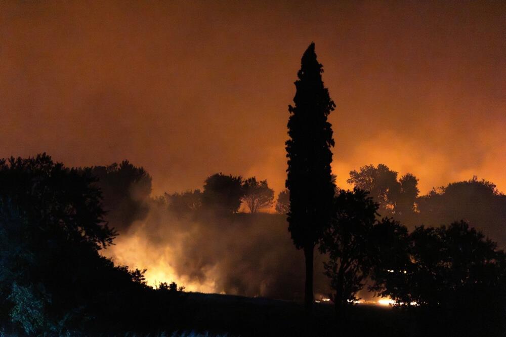 Prva žrtva strašnih požara u Grčkoj: Evo gde je najgora situacija!