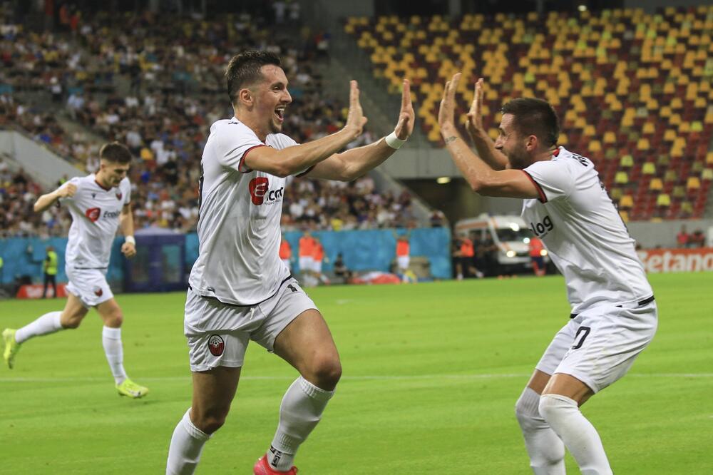 Senzacija: Škendija izbacila velikana i već sada napravila istorijski rezultat!