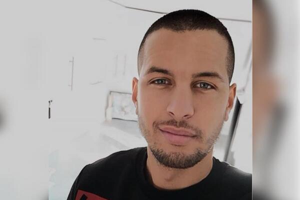 Majka ubijenog Alekse gledala snimak kako joj prebijaju sina: Drama u sudnici, osumnjičeni promenio priču!