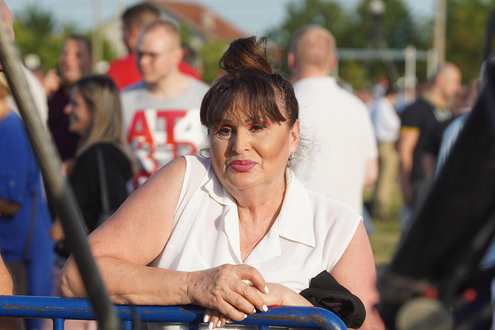 OSTALA BEZ PARA! Macura odustala od Pinka: Sukob s Mitrovićem i upozorenje iznutra presudilo, ISCURELE INFORMACIJE