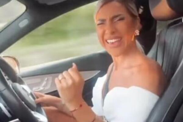 Bivšem zadnjicu spustila u krilo, pa zamešala! Novi šok snimak Jovane Jeremić, gori crna zemlja