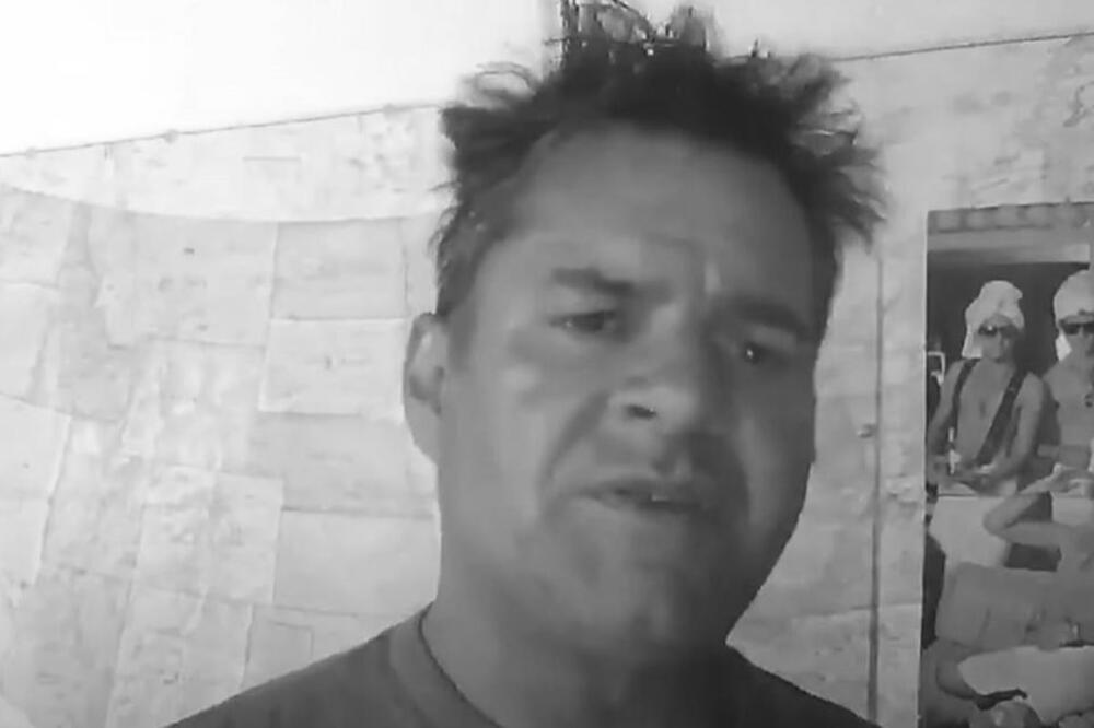 UMRO DEJVID ROČ! Pre 2 nedelje se oženio, pa izdahnuo u rukama svoje žene