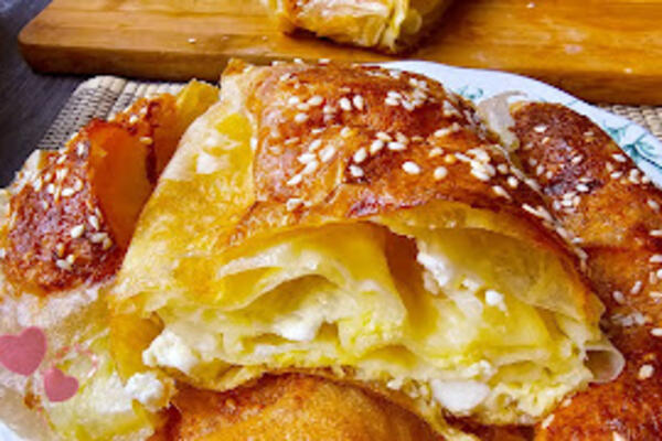 Najhrskavije rolnice po bakinom receptu! Mogu da se jedu u bilo koje doba, tajna je u ovom DODATKU