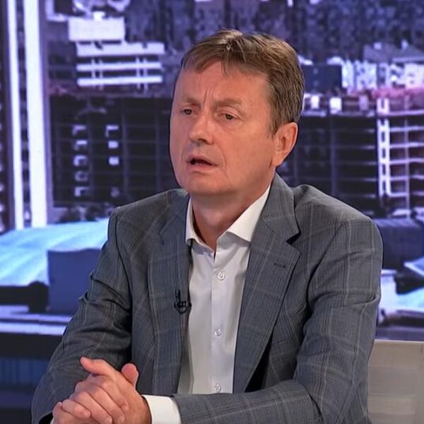 INTUBIRAN MINISTAR GLIŠIĆ! Operacija bila komplikovana, trajala je duže nego što se očekivalo!