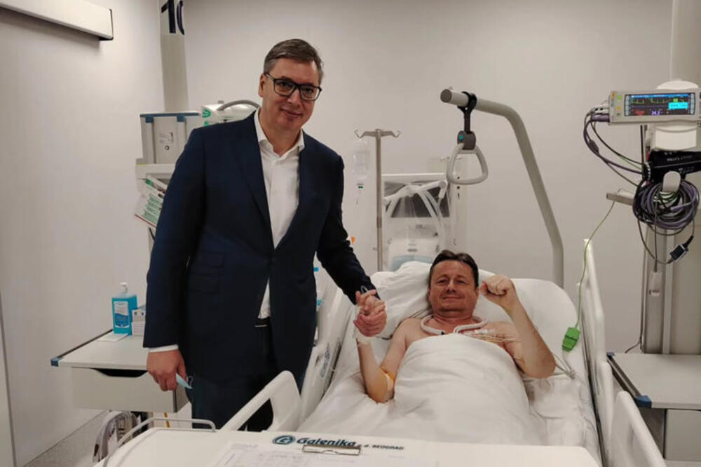 "Darko nesalomivi": Vučić posetio Glišića, evo u kakvom je stanju! (FOTO)