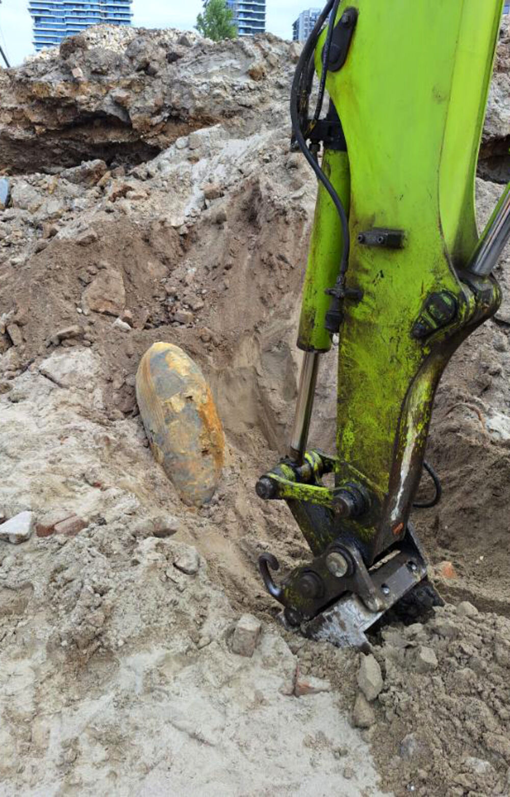 Uklanjanje bombe iz Drugog svetskog rata