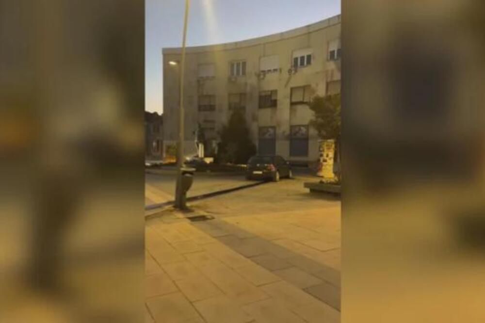 Haos u Čačku: Vozač izgubio kontrolu nad autom pa uleteo u šetalište, pukom srećom izvukao "živu glavu"