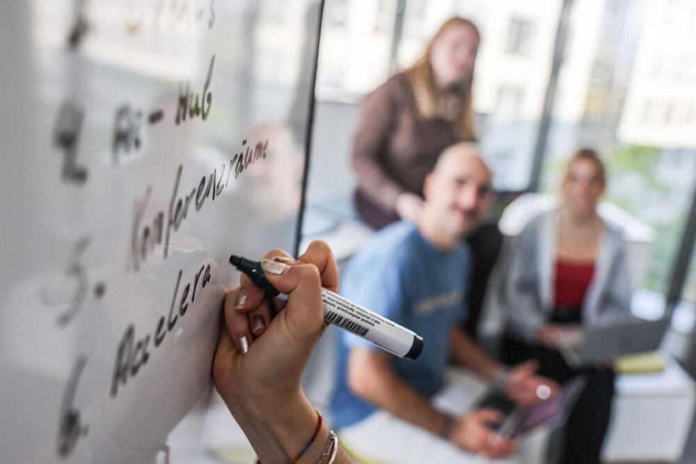 Ove poslove radi najveći broj zaposlenih u Srbiji: 4 zanimanja ubedljivo u vrhu liste